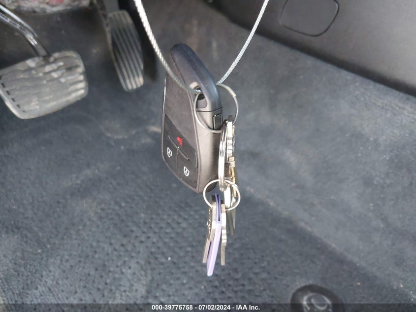 VIN 1GCPTCEK8P1217463 2023 CHEVROLET COLORADO LT