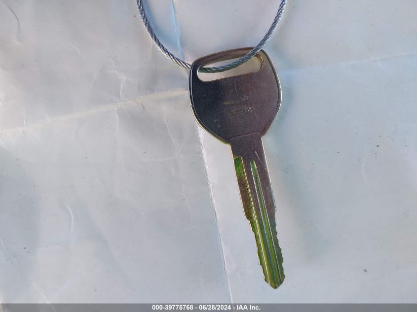 2000 Honda Cr-V Lx VIN: JHLRD2842YS003760 Lot: 39775768