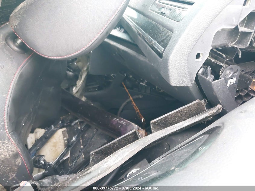 2016 VOLKSWAGEN GOLF GTI SE 4-DOOR - 3VW5T7AU8GM022629