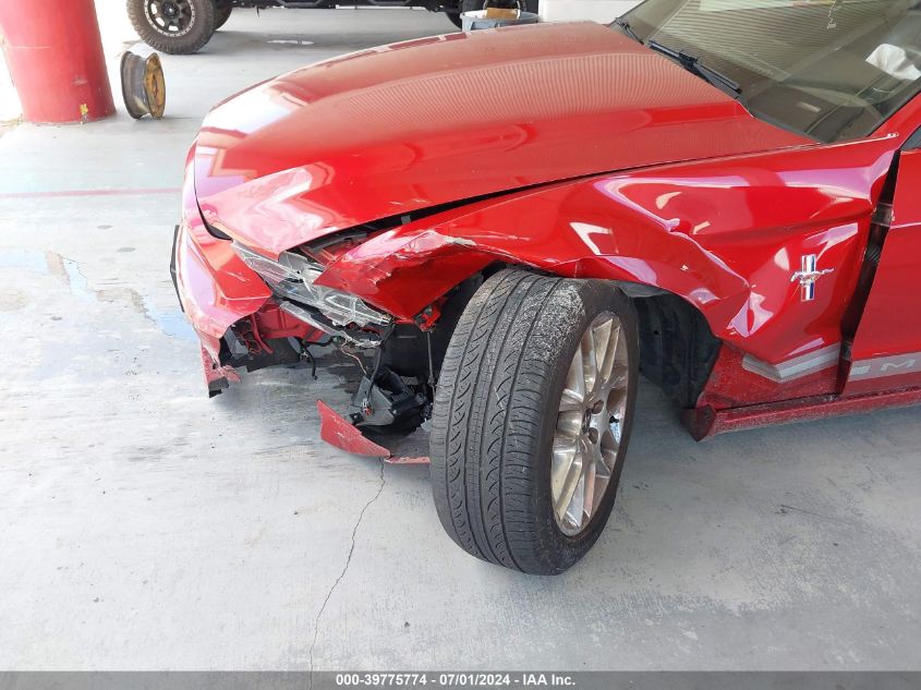 2013 Ford Mustang V6 Premium VIN: 1ZVBP8AM8D5270359 Lot: 39775774