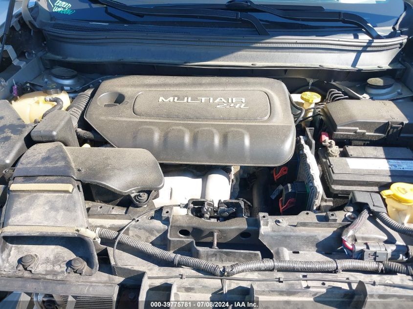 2015 Jeep Cherokee Latitude VIN: 1C4PJMCB8FW768024 Lot: 39775781