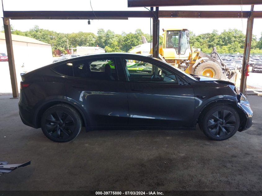 2024 Tesla Model Y Long Range Dual Motor All-Wheel Drive VIN: 7SAYGDEEXRA292247 Lot: 39775880