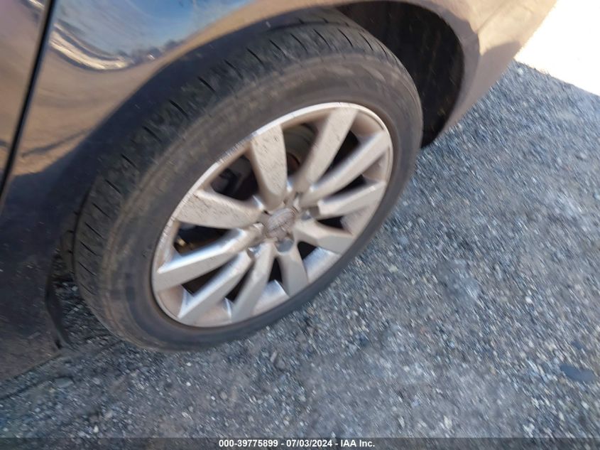 2010 Audi A4 2.0T Premium VIN: WAUEFAFL2AN060567 Lot: 39775899