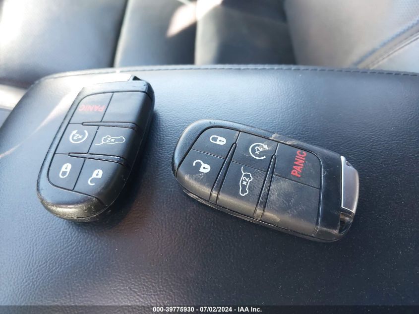 2019 Jeep Grand Cherokee Limited 4X4 VIN: 1C4RJFBG0KC695812 Lot: 39775930