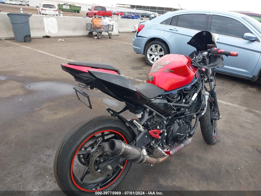 VIN JKAEXKG18PDAS3148 2023 KAWASAKI EX400