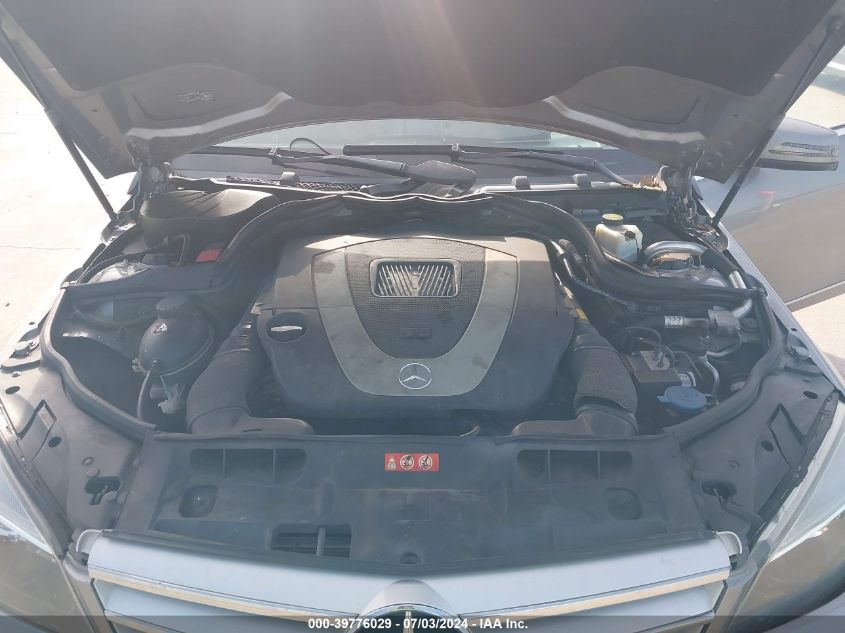 2011 Mercedes-Benz C 300 Luxury/Sport VIN: WDDGF5EB0BR174126 Lot: 39776029