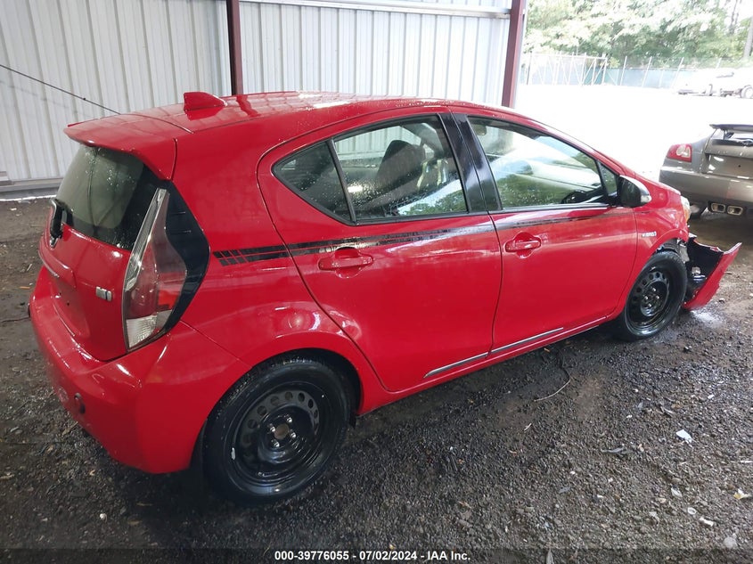 2015 Toyota Prius C Two VIN: JTDKDTB30F1586787 Lot: 39776055