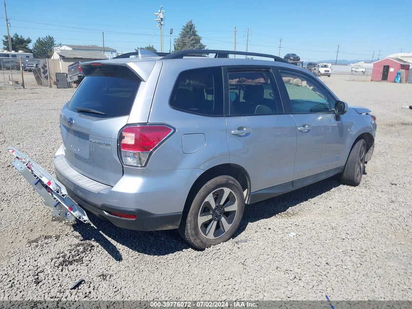 VIN JF2SJAEC7HH589447 2017 SUBARU FORESTER PREMIUM