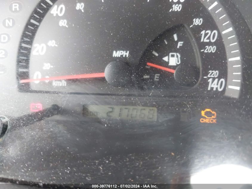 2004 Toyota Camry Le VIN: 4T1BE32K94U360467 Lot: 39776112