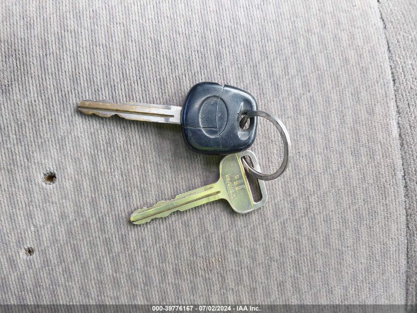 2005 Toyota Corolla Ce/Le/S VIN: 1NXBR32E65Z443225 Lot: 39776167