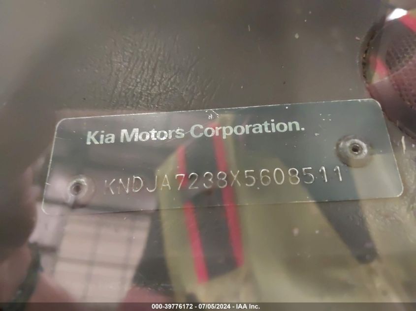 1999 Kia Sportage Ex VIN: KNDJA7238X5608511 Lot: 39776172