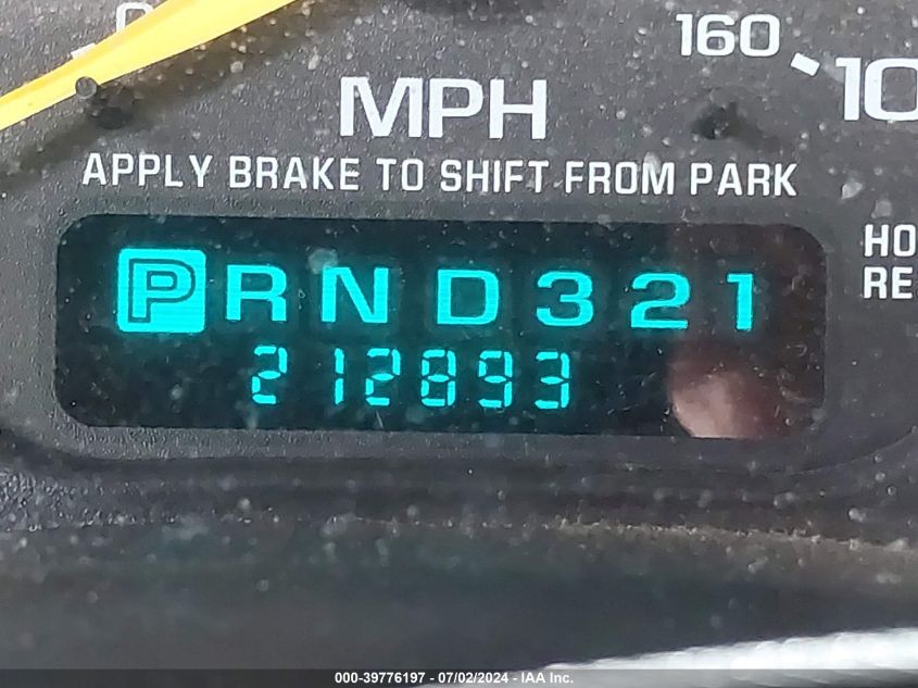 2000 Chevrolet Suburban 1500 Lt VIN: 3GNFK16T8YG144311 Lot: 39776197