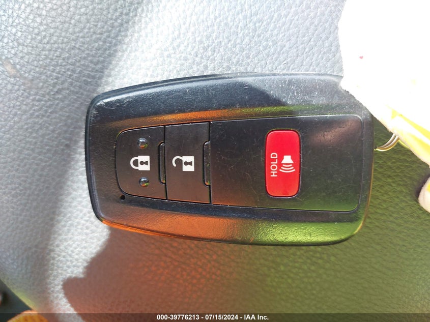 2021 TOYOTA RAV4 XLE - 2T3W1RFV6MW129537