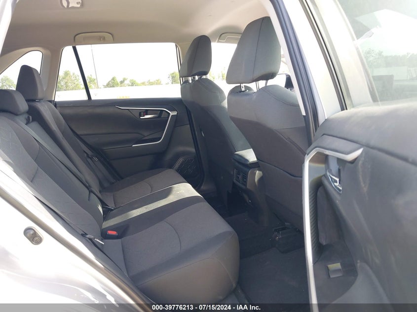 2021 TOYOTA RAV4 XLE - 2T3W1RFV6MW129537