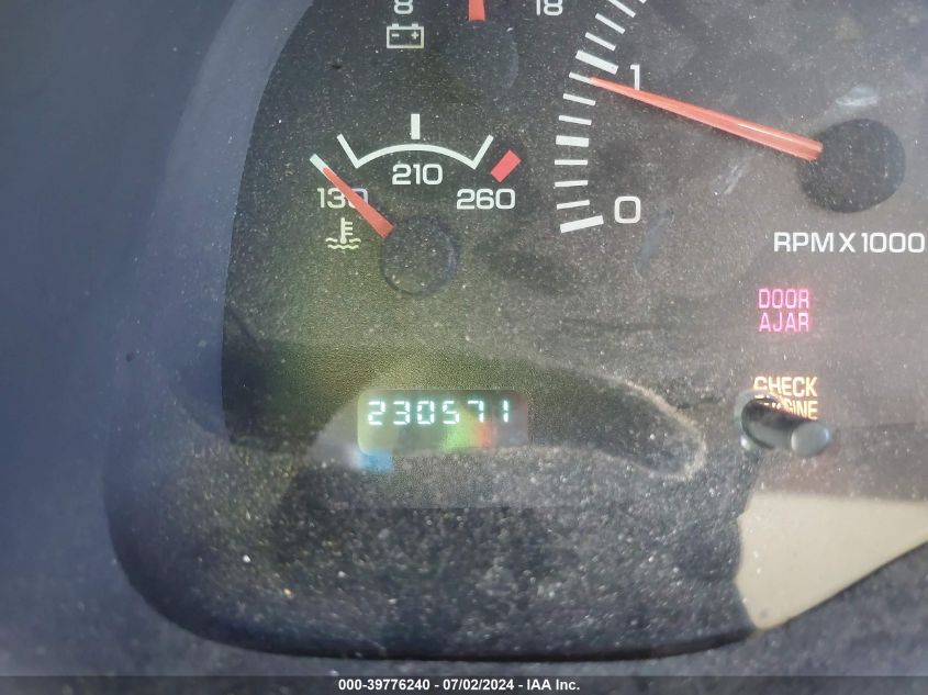 1999 Dodge Durango VIN: 1B4HR28Y3XF540042 Lot: 39776240