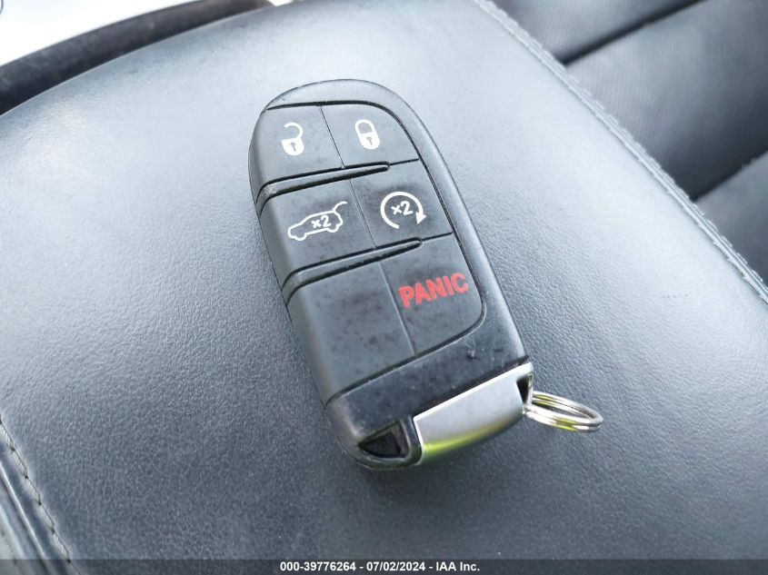 2019 Jeep Grand Cherokee Overland 4X2 VIN: 1C4RJECG1KC805467 Lot: 39776264