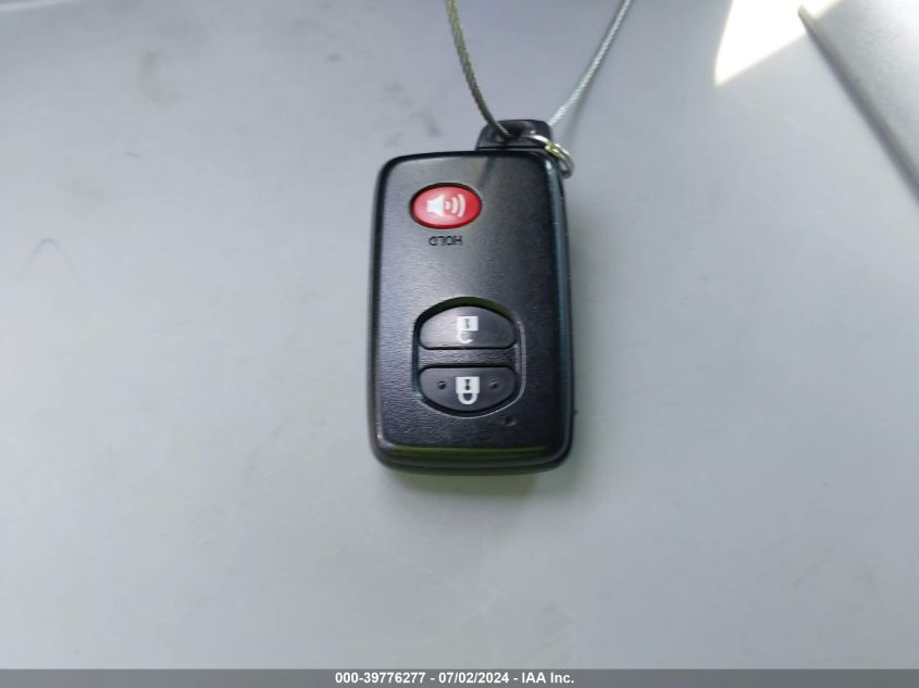 2011 Toyota Prius Two VIN: JTDKN3DU3B1353371 Lot: 39776277