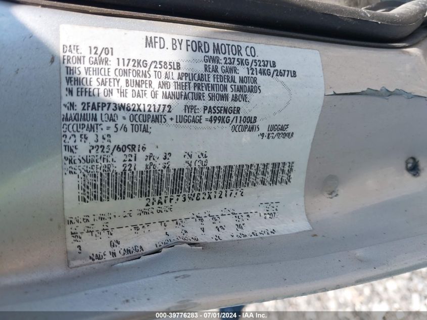 2002 Ford Crown Victoria Standard VIN: 2FAFP73W82X121772 Lot: 39776283