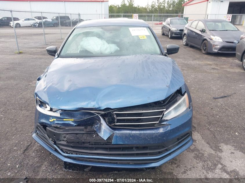 2016 Volkswagen Jetta 1.4T Se VIN: 3VWD67AJ6GM401282 Lot: 39776294