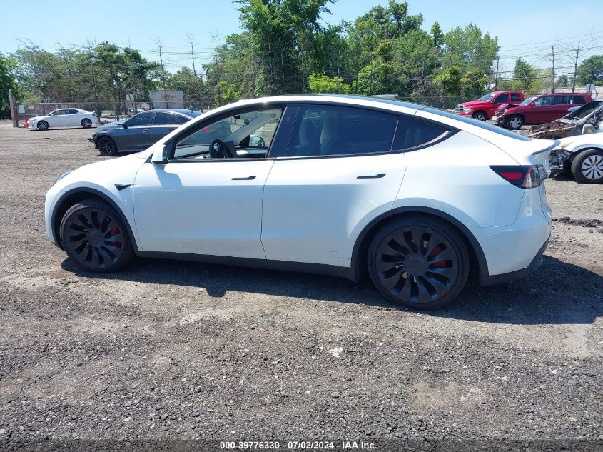 2023 Tesla Model Y VIN: 7SAYGDEF0PF807653 Lot: 39776330