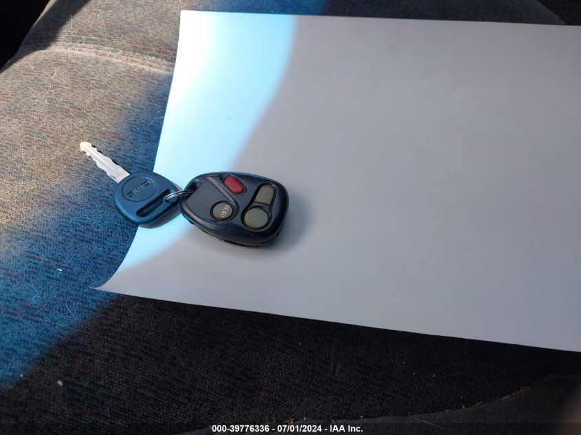 2000 GMC Jimmy Sle VIN: 1GKDT13W2Y2184005 Lot: 39776336