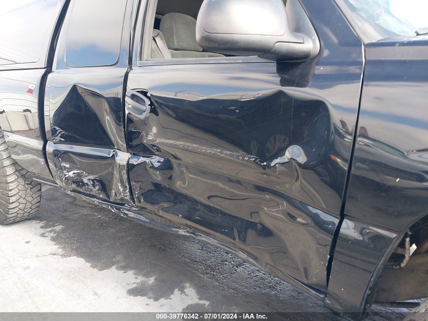 2004 Chevrolet Silverado 1500 Ls VIN: 2GCEC19T941173204 Lot: 39776342