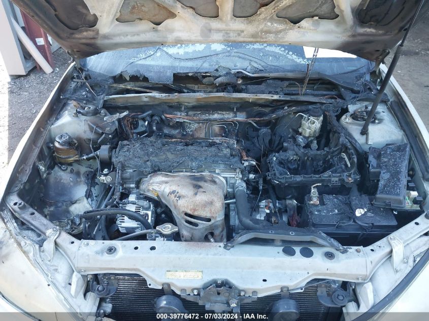 2003 Toyota Camry Le/Xle/Se VIN: 4T1BE32K73U696570 Lot: 39776472