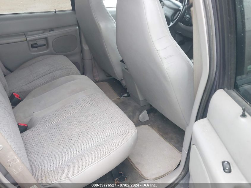 2001 Ford Explorer Xls VIN: 1FMZU72E21ZA12933 Lot: 39776527