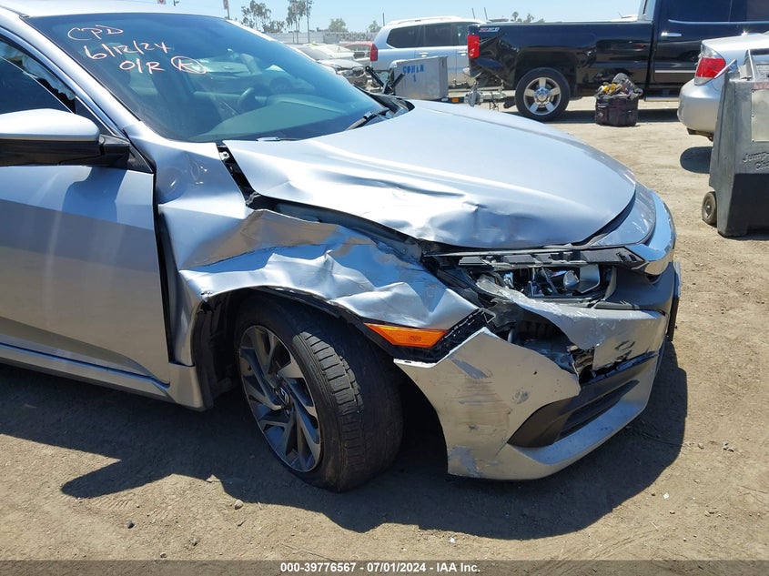 VIN 2HGFC2F72HH524020 2017 HONDA CIVIC EX