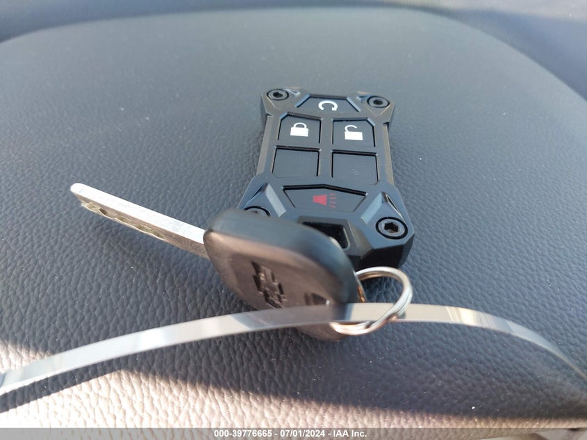 2015 CHEVROLET SILVERADO 1500 1LT - 3GCUKREC5FG349792