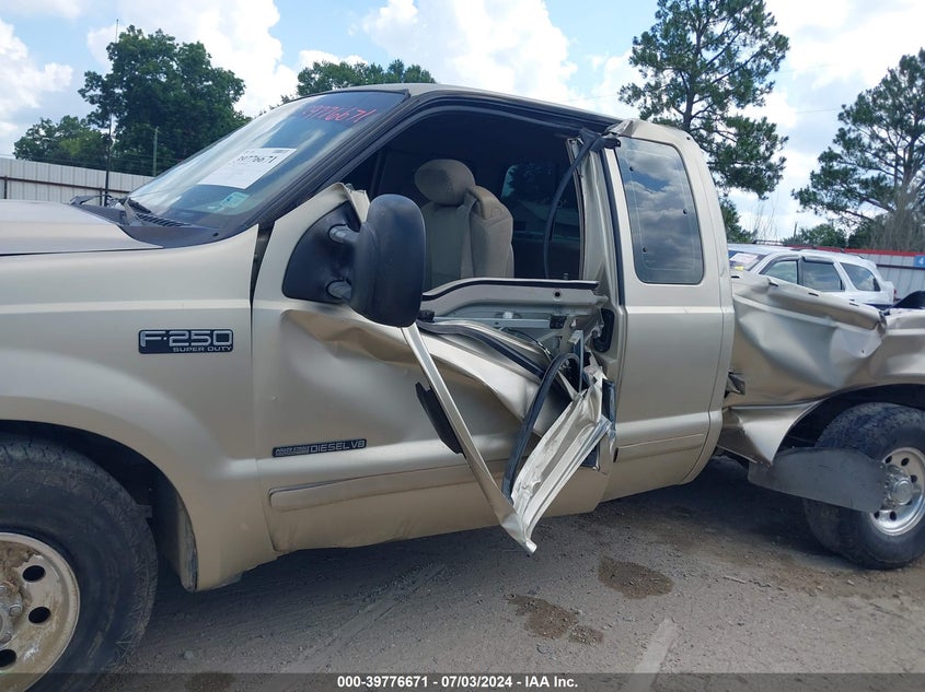 2001 Ford F-250 Lariat/Xl/Xlt VIN: 3FTNX20F81MA38642 Lot: 39776671