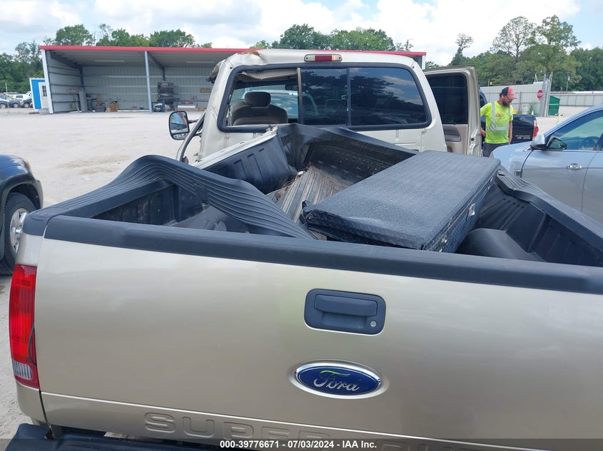 2001 Ford F-250 Lariat/Xl/Xlt VIN: 3FTNX20F81MA38642 Lot: 39776671