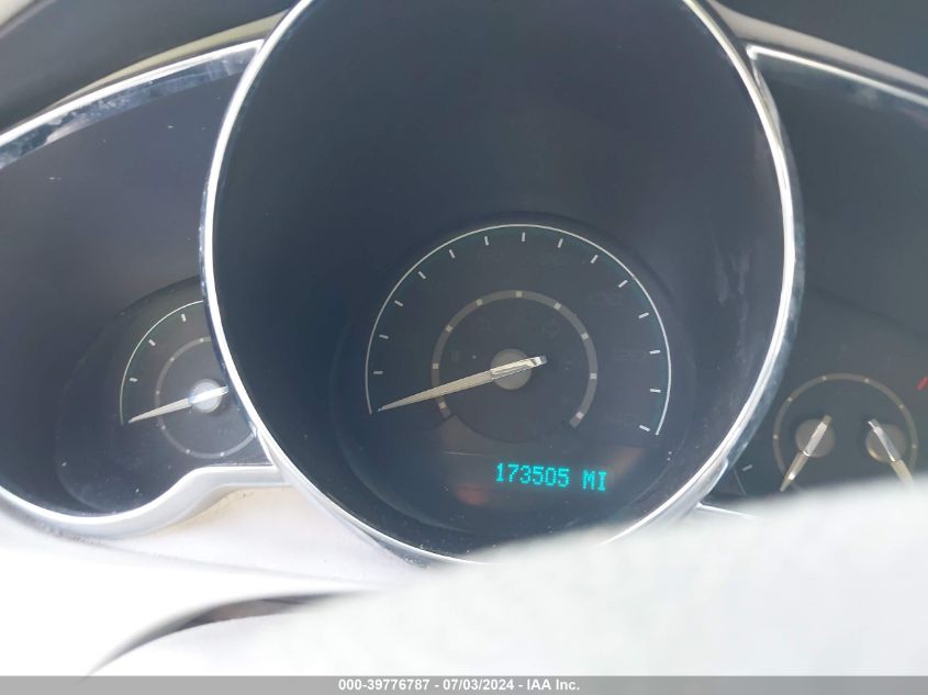 2011 Chevrolet Malibu Ls VIN: 1G1ZB5E17BF121228 Lot: 39776787