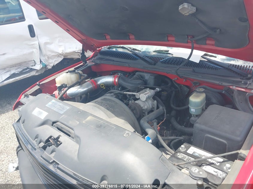 2002 Chevrolet Silverado 1500 VIN: 1GCEC14W62Z104458 Lot: 39776815