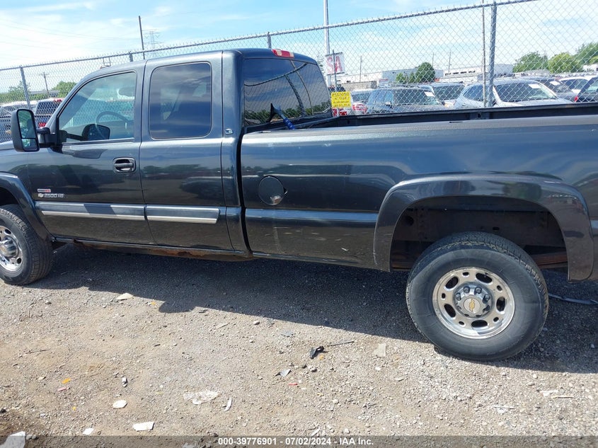 2004 Chevrolet Silverado 2500Hd Ls VIN: 1GCHK29274E372053 Lot: 39776901