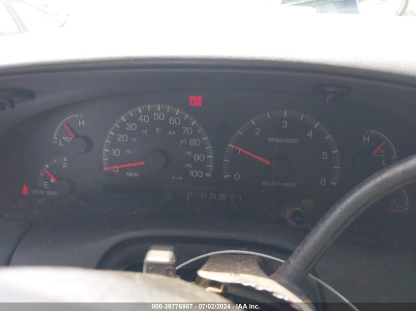 2000 Ford F-150 Work Series/Xl/Xlt VIN: 1FTZX1729YNB83140 Lot: 39776957