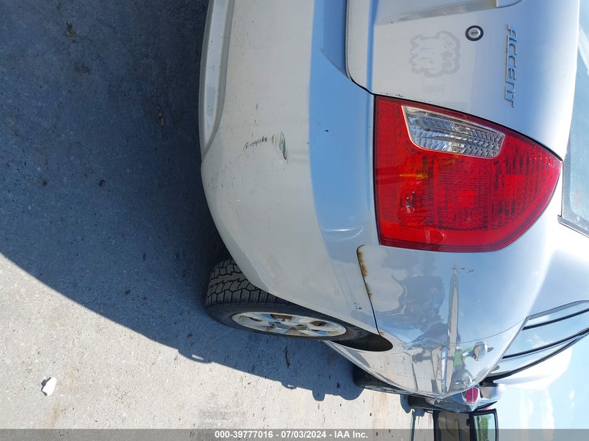 2006 Hyundai Accent Gls VIN: KMHCN46C66U038370 Lot: 39777016