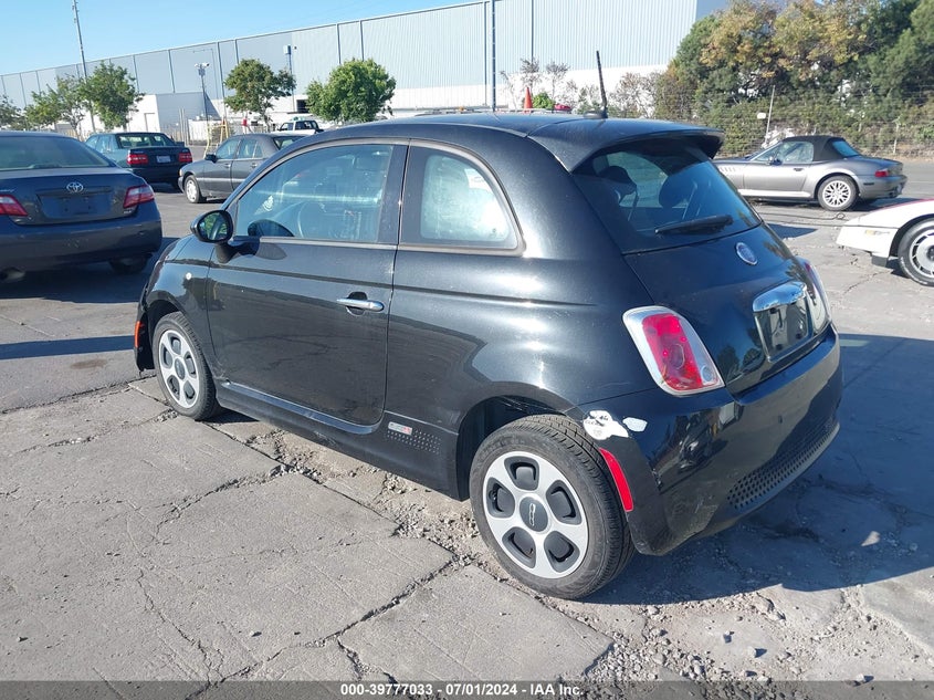 2013 Fiat 500E Battery Electric VIN: 3C3CFFGE2DT712698 Lot: 39777033