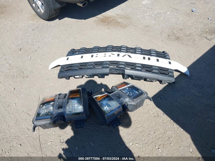 2021 Chevrolet Silverado 1500 4Wd Short Bed Custom/4Wd Standard Bed Custom VIN: 1GCUYBEF5MZ425069 Lot: 39777054