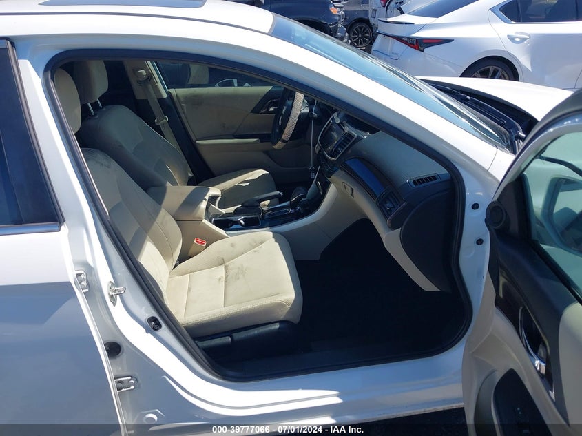 VIN 1HGCR2F72HA115158 2017 HONDA ACCORD EX