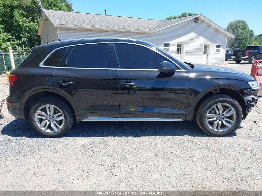 2020 Audi Q5 Premium 45 Tfsi Quattro S Tronic/Titanium Premium 45 Tfsi Quattro S Tronic VIN: WA1ANAFY6L2044113 Lot: 39777124