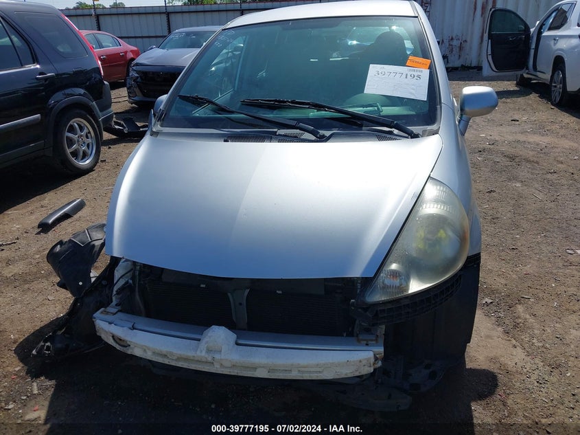 2007 Honda Fit VIN: JHMGD38437S819335 Lot: 39777195
