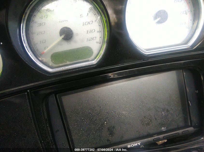 2014 HARLEY-DAVIDSON FLHXS STREET GLIDE SPECIAL - 1HD1KRM12EB626066