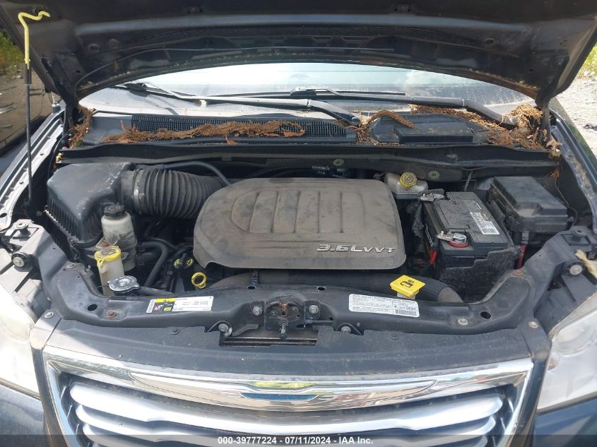 2013 Chrysler Town & Country Touring VIN: 2C4RC1BG0DR652823 Lot: 39777224