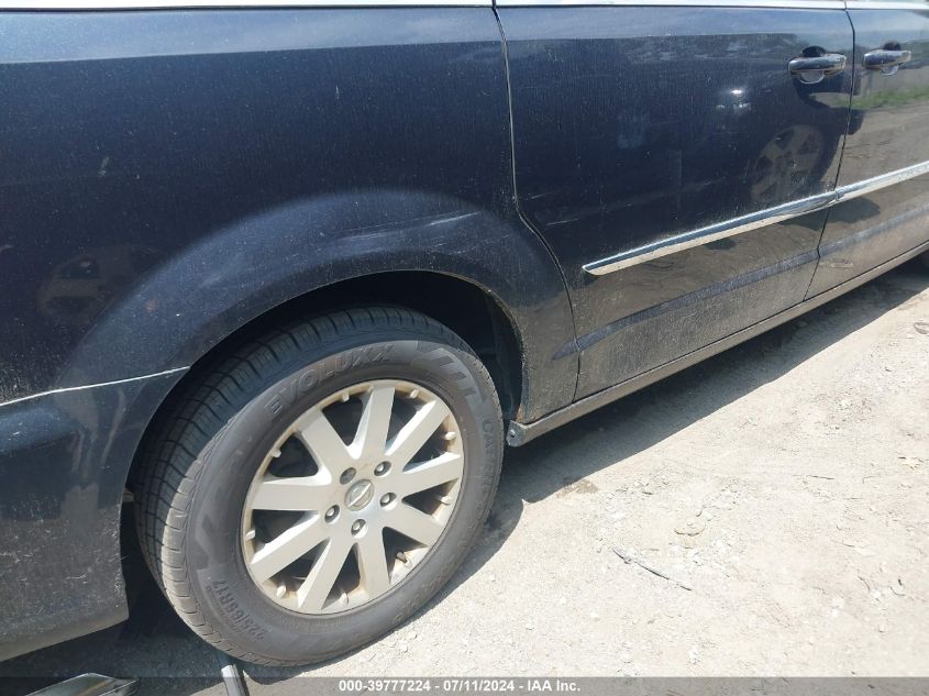 2013 Chrysler Town & Country Touring VIN: 2C4RC1BG0DR652823 Lot: 39777224