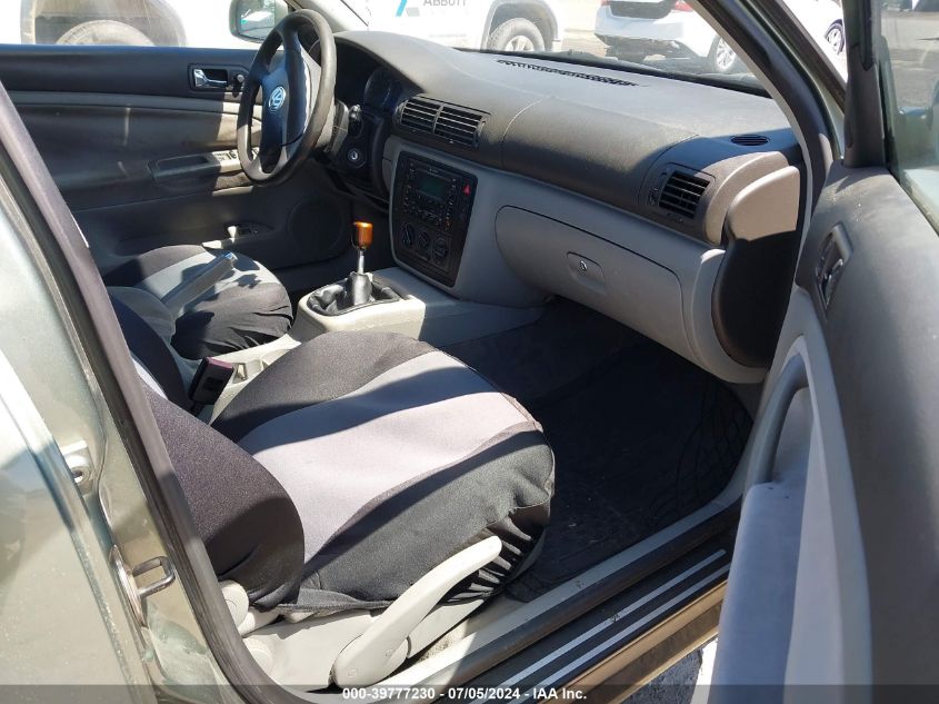 2004 Volkswagen Passat Gl VIN: WVWMD63B64P040702 Lot: 39777230