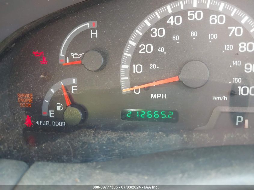 2002 Ford F-150 Lariat/Xl/Xlt VIN: 1FTRX17LX2NB40555 Lot: 39777305