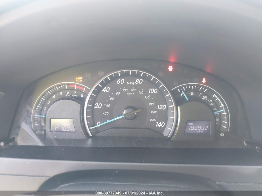 2015 Toyota Camry Le VIN: 4T4BF1FK8FR515613 Lot: 39777349