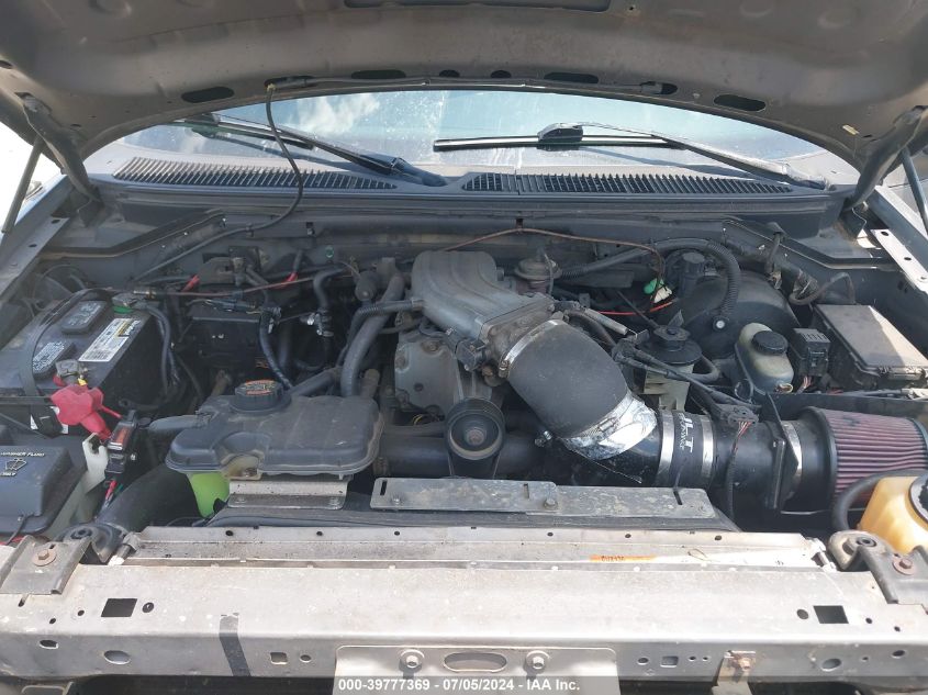 2002 Ford F-150 Lariat VIN: 1FTRW07382KD27758 Lot: 39777369