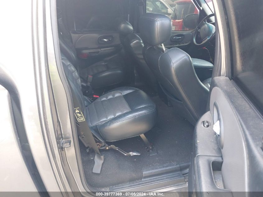 2002 Ford F-150 Lariat VIN: 1FTRW07382KD27758 Lot: 39777369